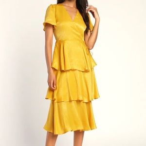 Short sleeve tiered NWT Yellow Midi Dress